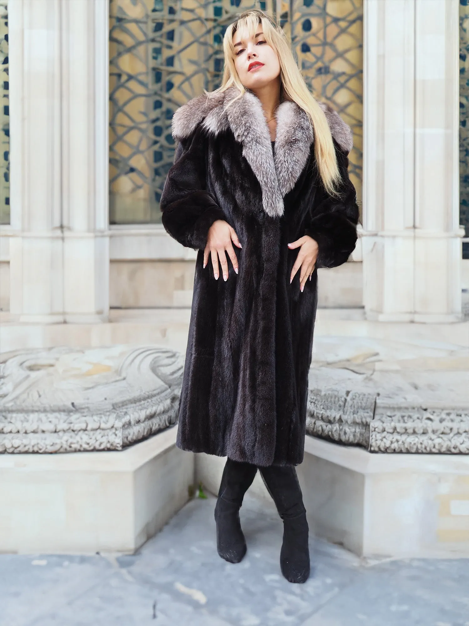 American Legened Black Mink Coat With Indigo Fox Cape Collar M/L