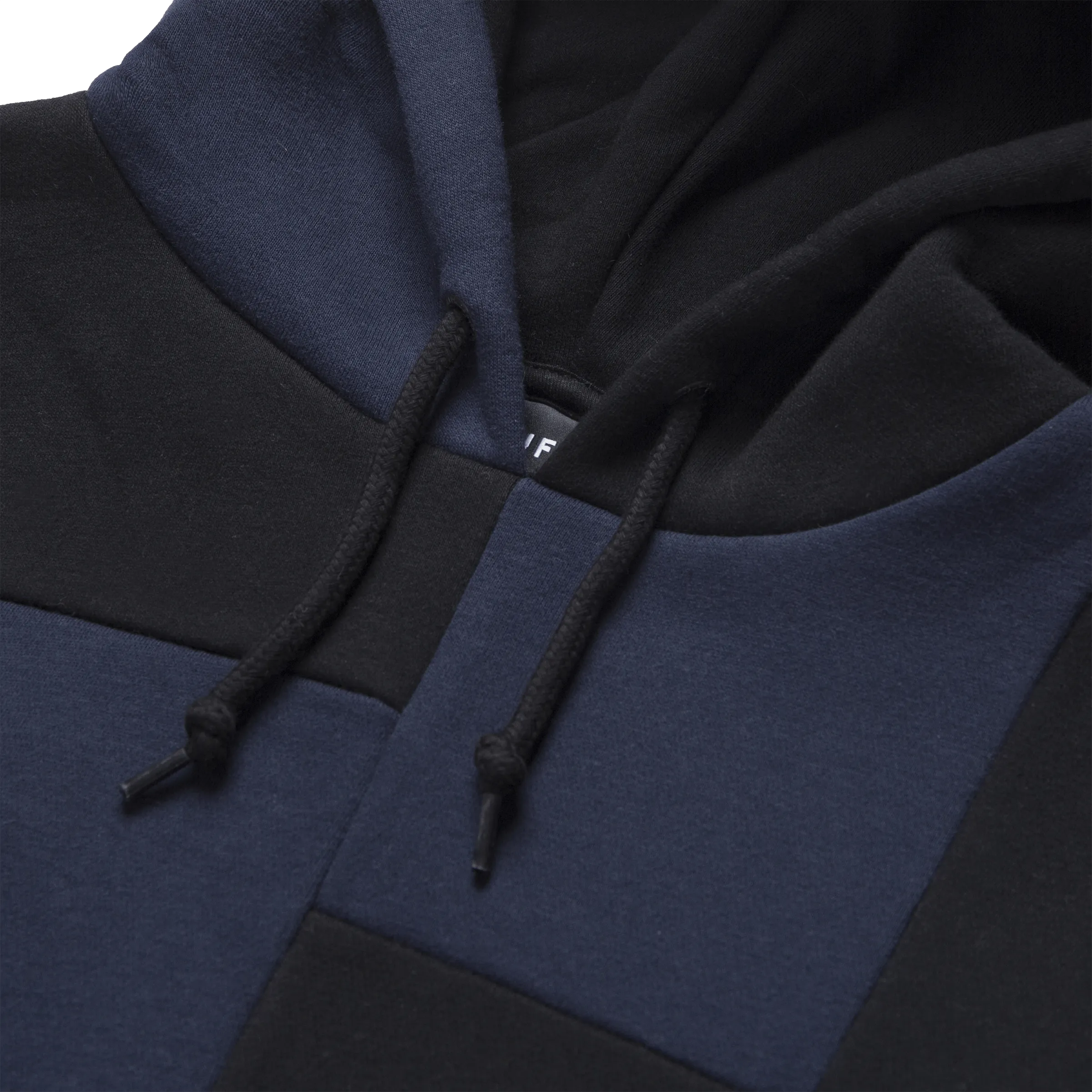 ARRAY PULLOVER HOODIE