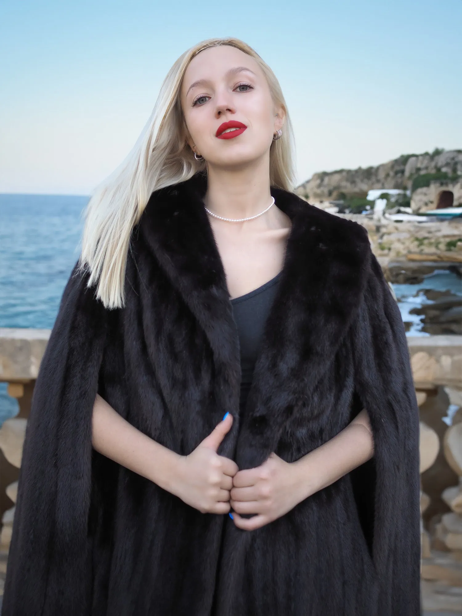 Black NAFA Mink Fur Cape Coat Coats One Size One of A Kind