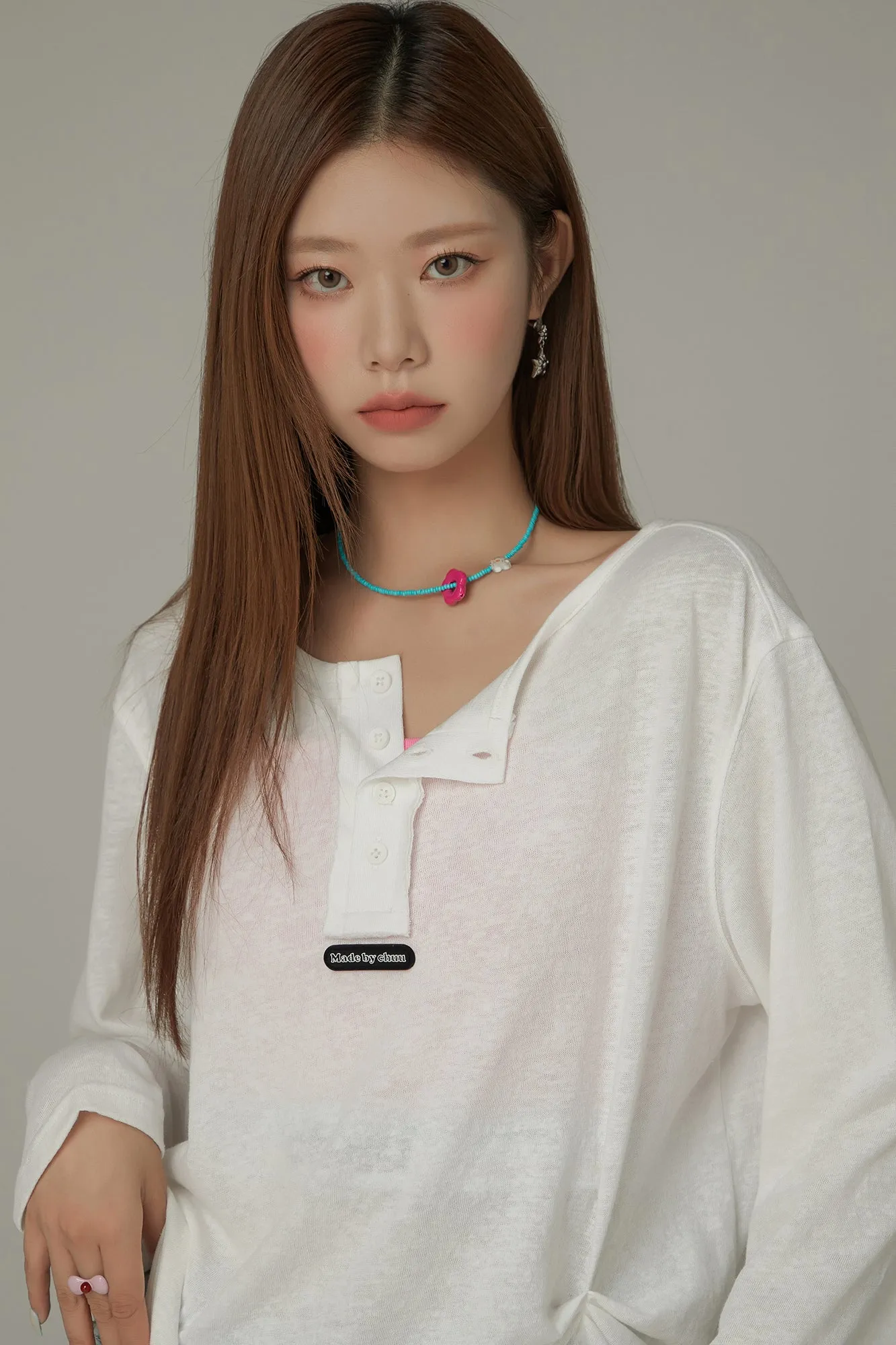 Button Side Shirring Basic T-Shirt