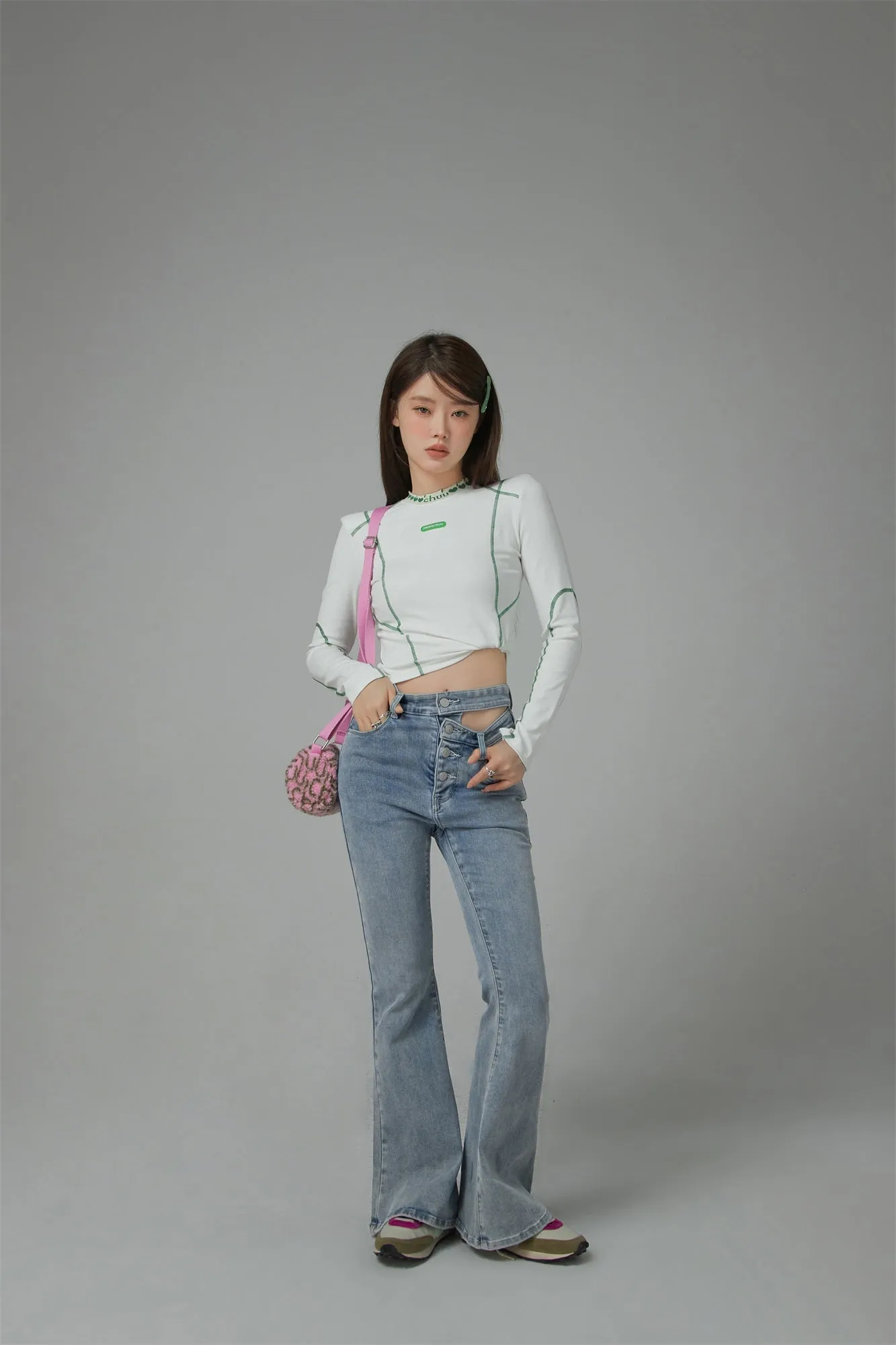 Catch My Glow Heart Collar Cropped T-Shirt