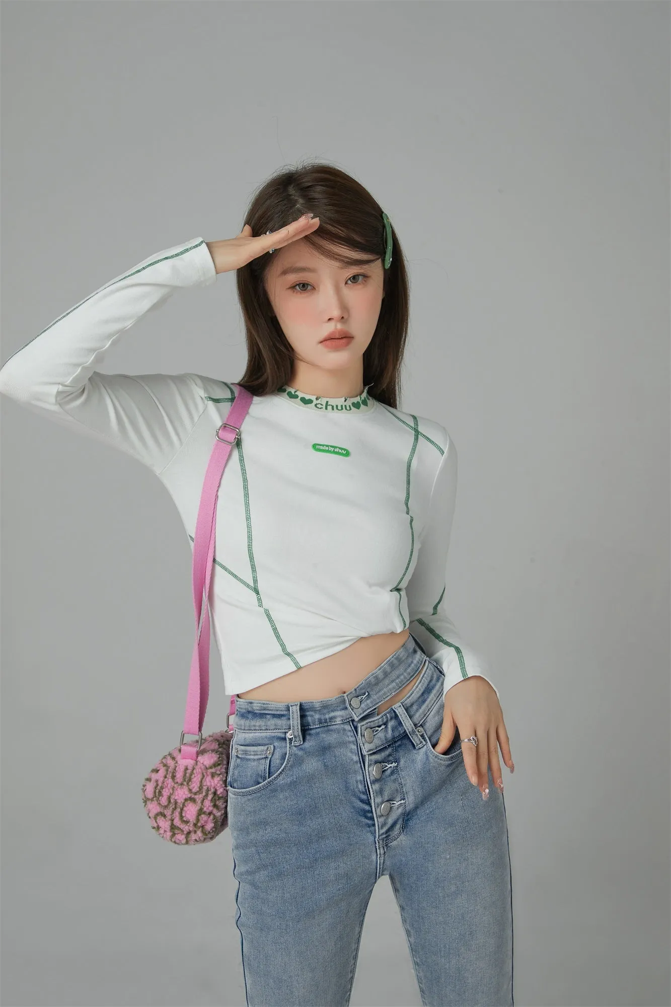 Catch My Glow Heart Collar Cropped T-Shirt