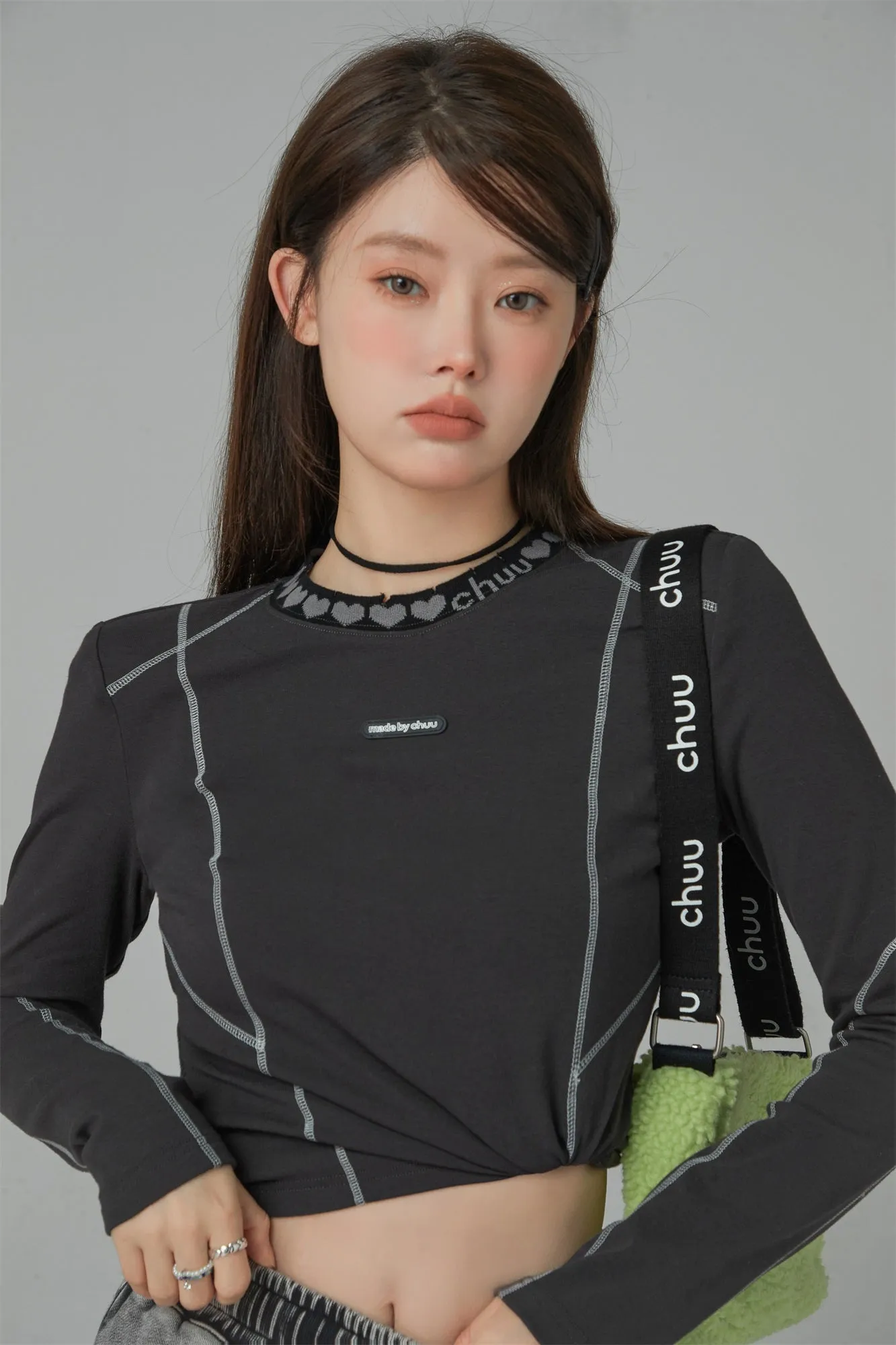 Catch My Glow Heart Collar Cropped T-Shirt