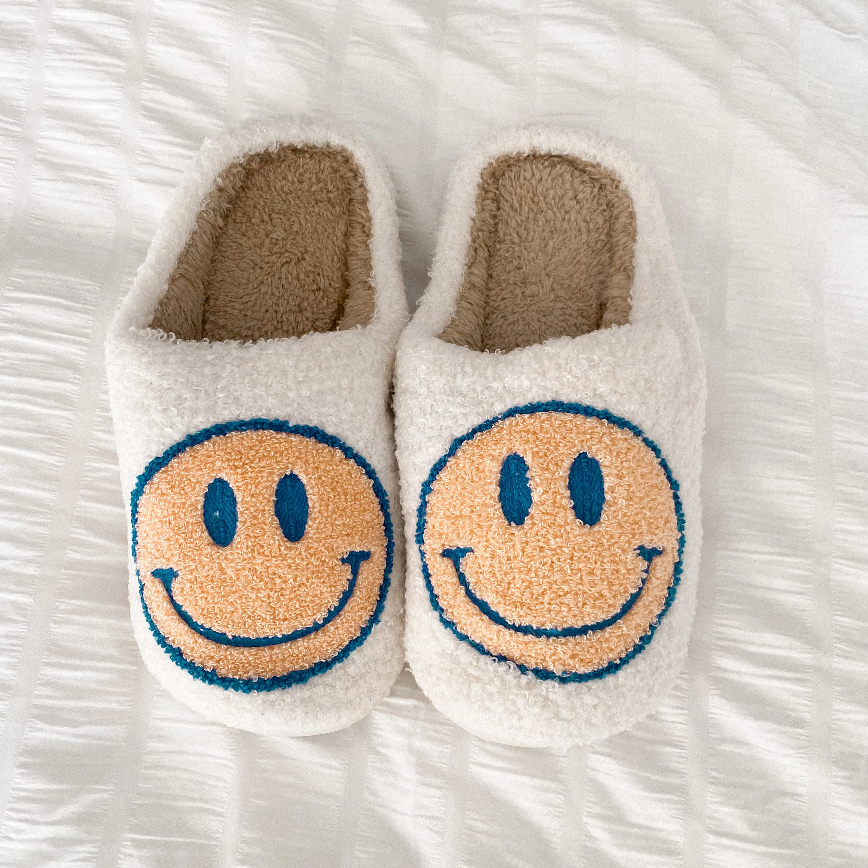 Happy Slippers - White