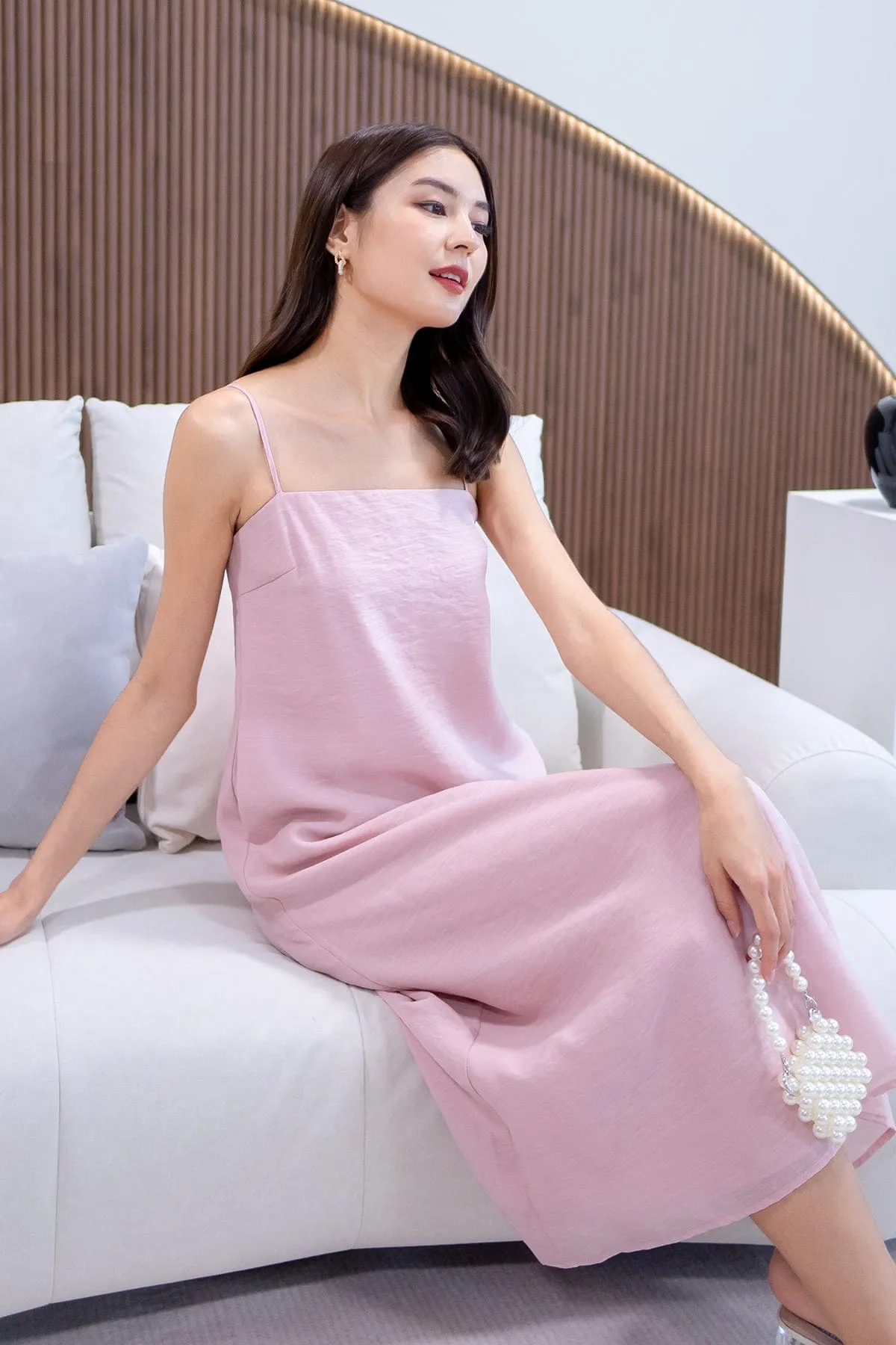 LYN SLIP MIDI DRESS IN DUSTY PINK