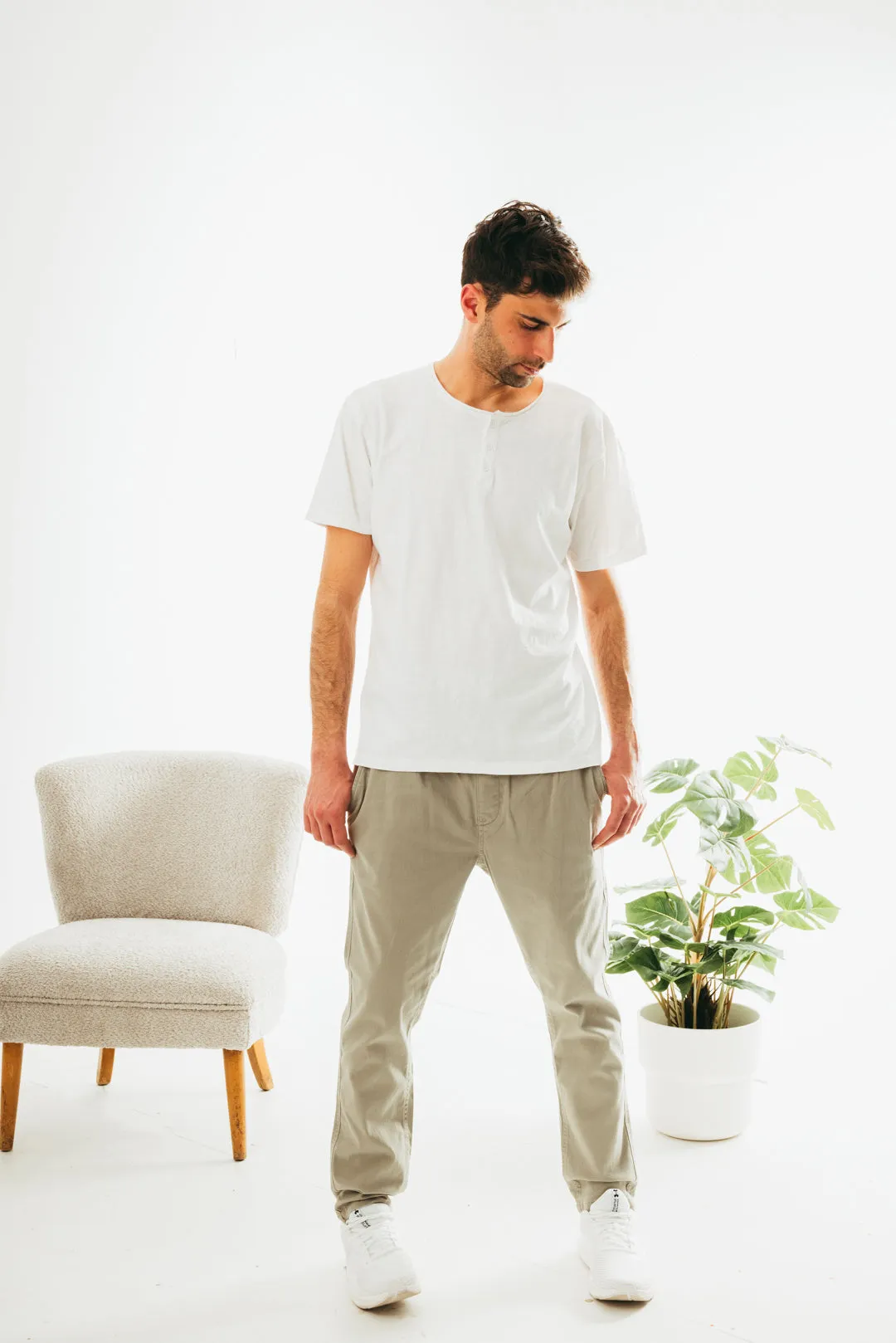 Men’s comfort waist chinos pants