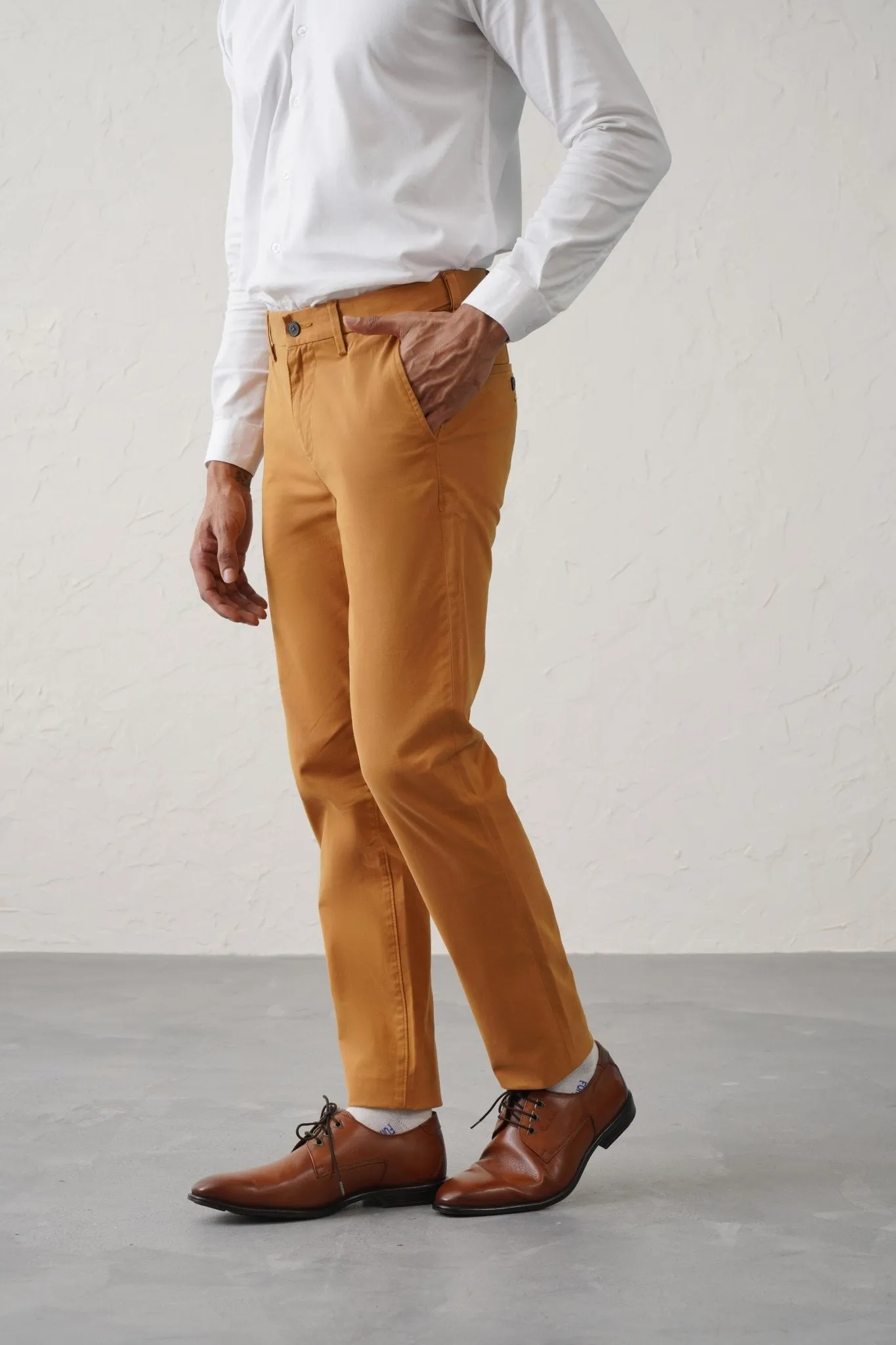 The Partywear Chinos - Quicksand